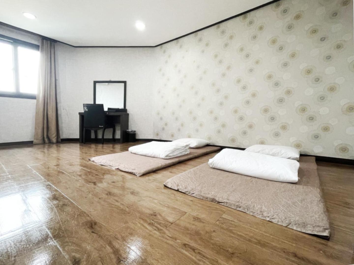 Vengastay Goseong-ri Bilik gambar